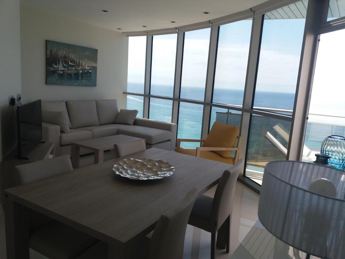 Apartamentos Vista Bella กัลเป ภายนอก รูปภาพ