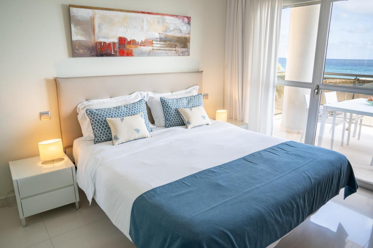 Apartamentos Vista Bella กัลเป ภายนอก รูปภาพ