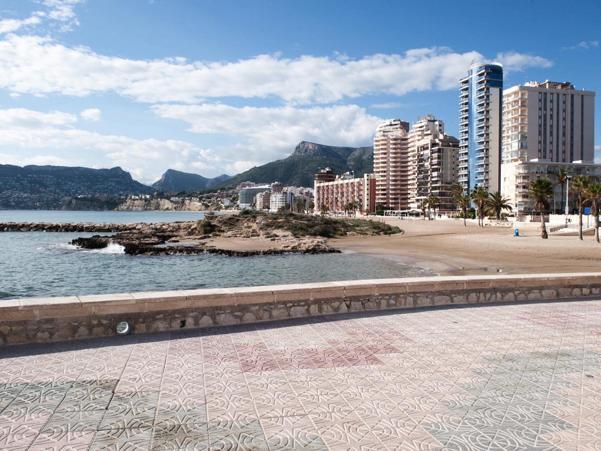 Apartamentos Vista Bella กัลเป ภายนอก รูปภาพ
